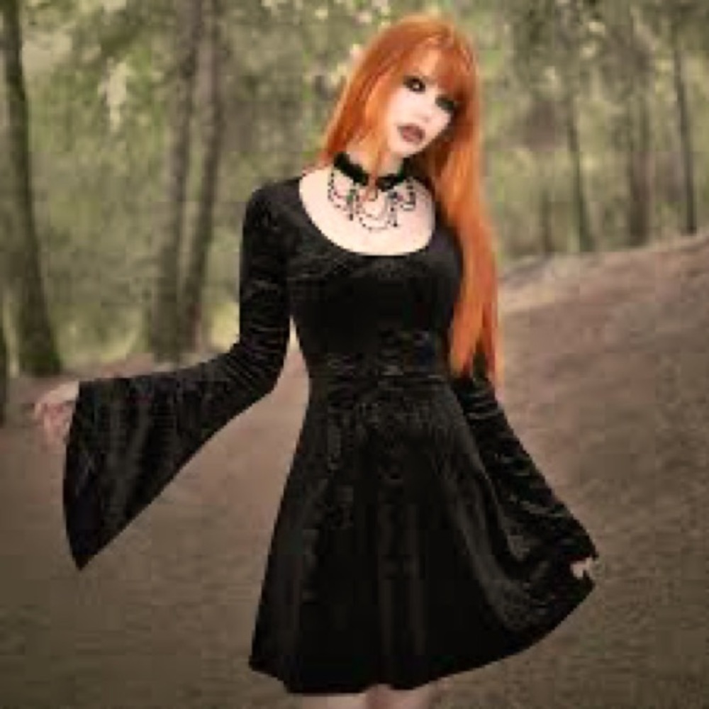 Killstar BWOT dreamweaver velvet bell sleeve skater dress size medium M med